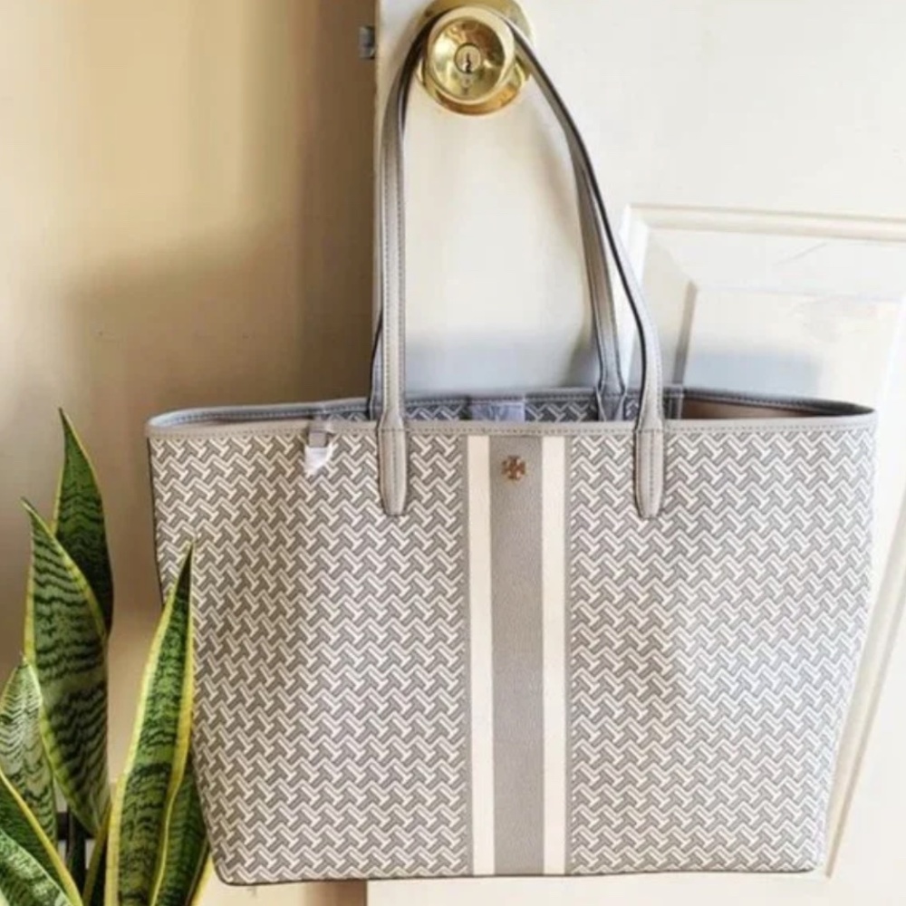 tory burch tote bag 🌼